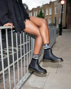 Botas Chelsea 2976 de piel Virginia in Negro