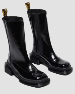 Botas Chelsea Maybole Hi de charol con puntera cuadrada in Negro