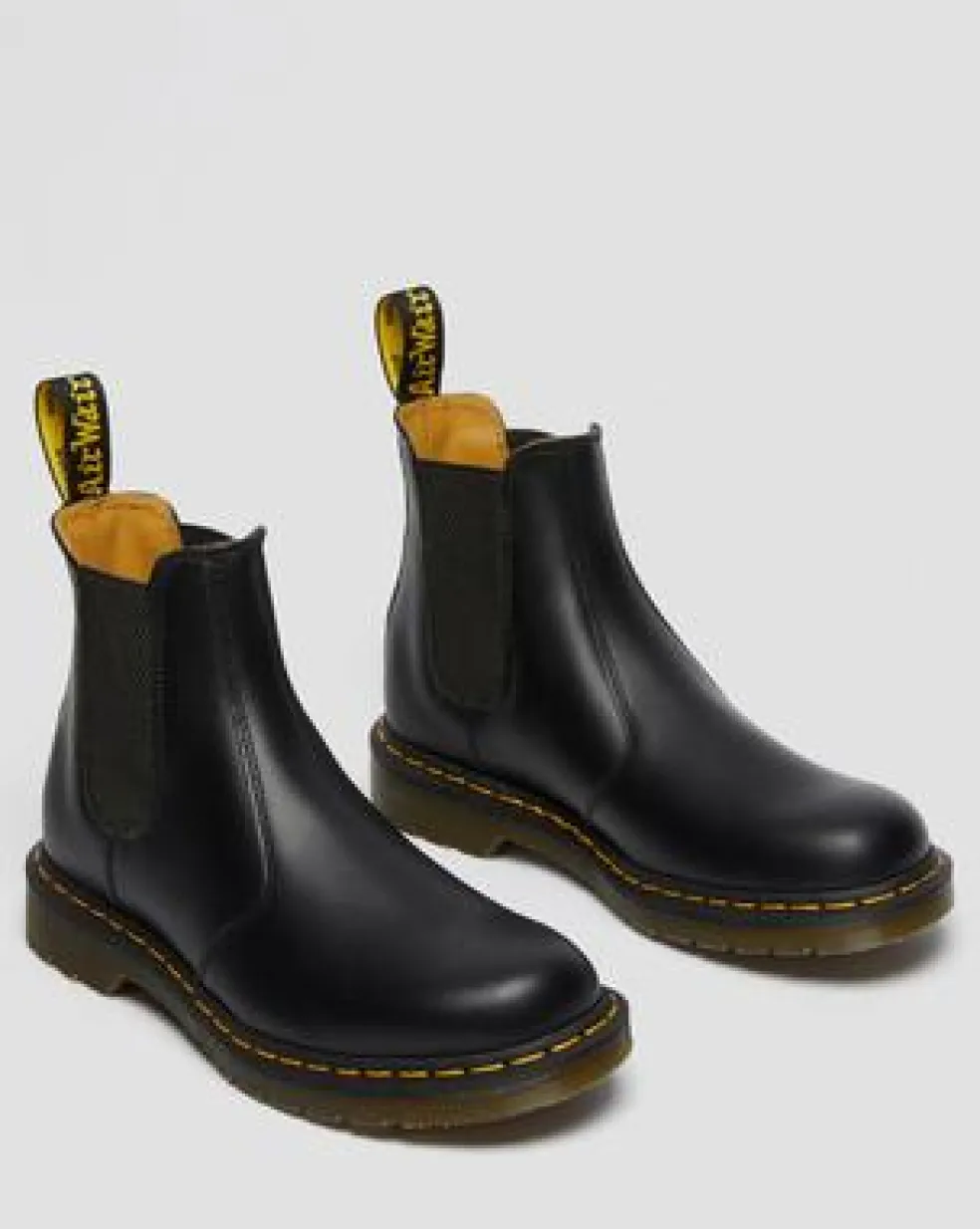 Botas Chelsea 2976 Yellow Stitch de piel Smooth in Negro