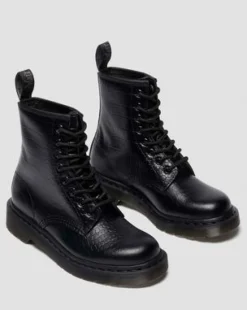 Botas 1460 de piel efecto cocodrilo in Negro