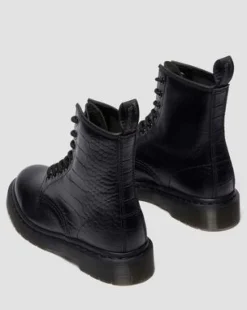 Botas 1460 de piel efecto cocodrilo in Negro