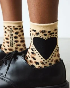 Calcetines de mezcla de algodón Leopard Heart&nbsp;&nbsp; in Cámel Claro