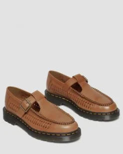 Merceditas Adrian de piel tejida con correa en T in British Tan
