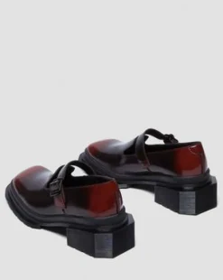 Merceditas Maybole de piel con puntera cuadrada in Negro