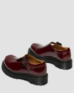 Merceditas Rejena de piel Laquered in Rojo Cereza