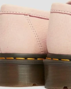 Mocasines Adrian de piel Nubuck con borla in Rosa Polvo