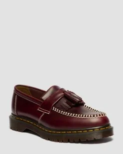 Mocasines Adrian de piel Orleans con borlas in Rojo Cereza