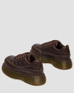 Zapatos Buzz de 5 ojales de piel Flower Grizzly in Marrón Oscuro