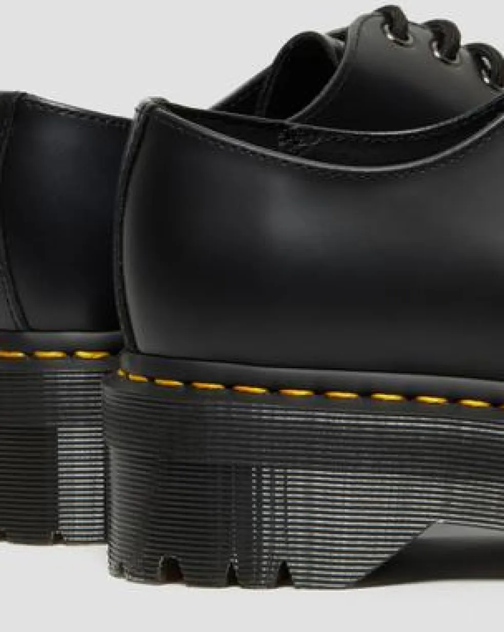 Zapatos con plataforma 1461 Quad de piel Smooth in Negro