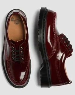 Zapatos Lowell Moc Toe de piel lacada in Rojo Cereza
