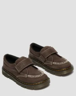 Zapatos Raffe Strap de piel Tumbled Nubuck para junior in Marrón Oscuro
